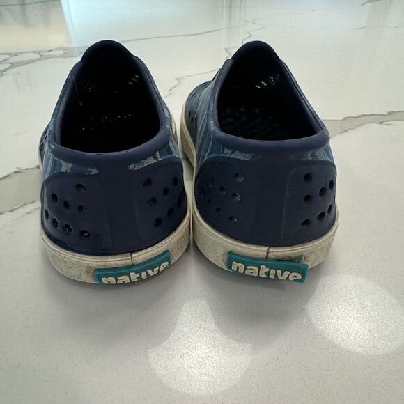 Native shoes size C9 - Picture 2 of 9